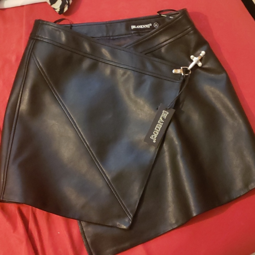 Blank nyc mini skirt NWT